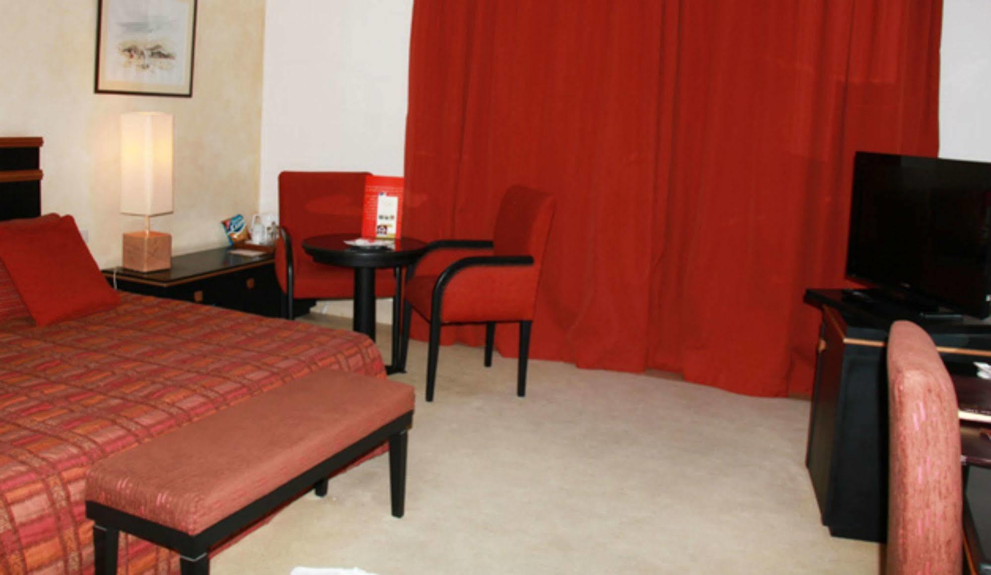 Borj Dhiafa Hotel Szfaksz Kültér fotó